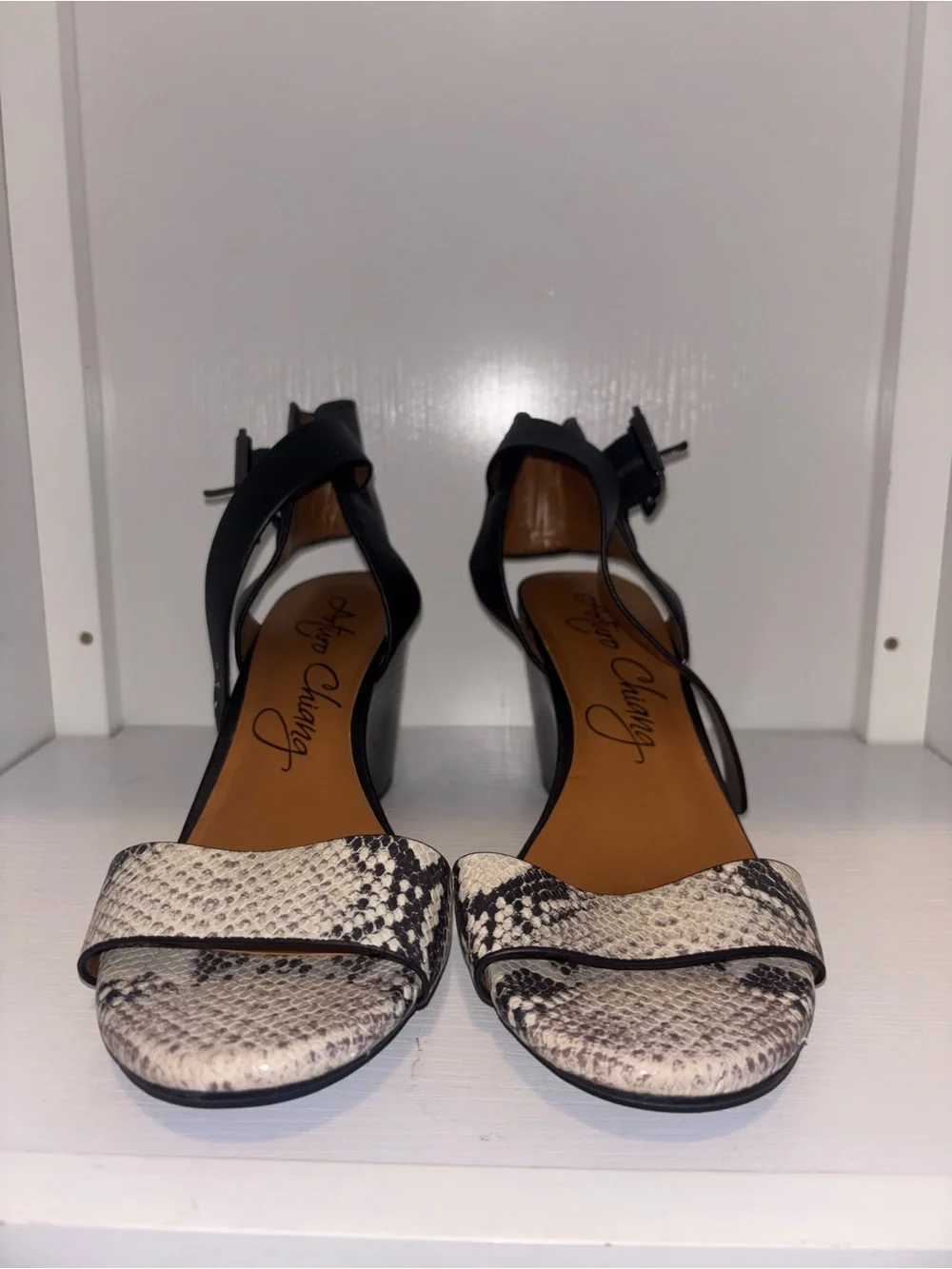 Arturo Chiang Black Leather Slingback with Snake-Print Toe